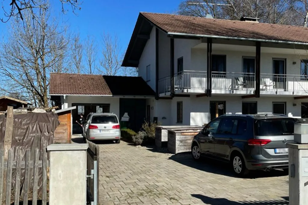 Vorher-Foto der Garage ohne Aufstockung